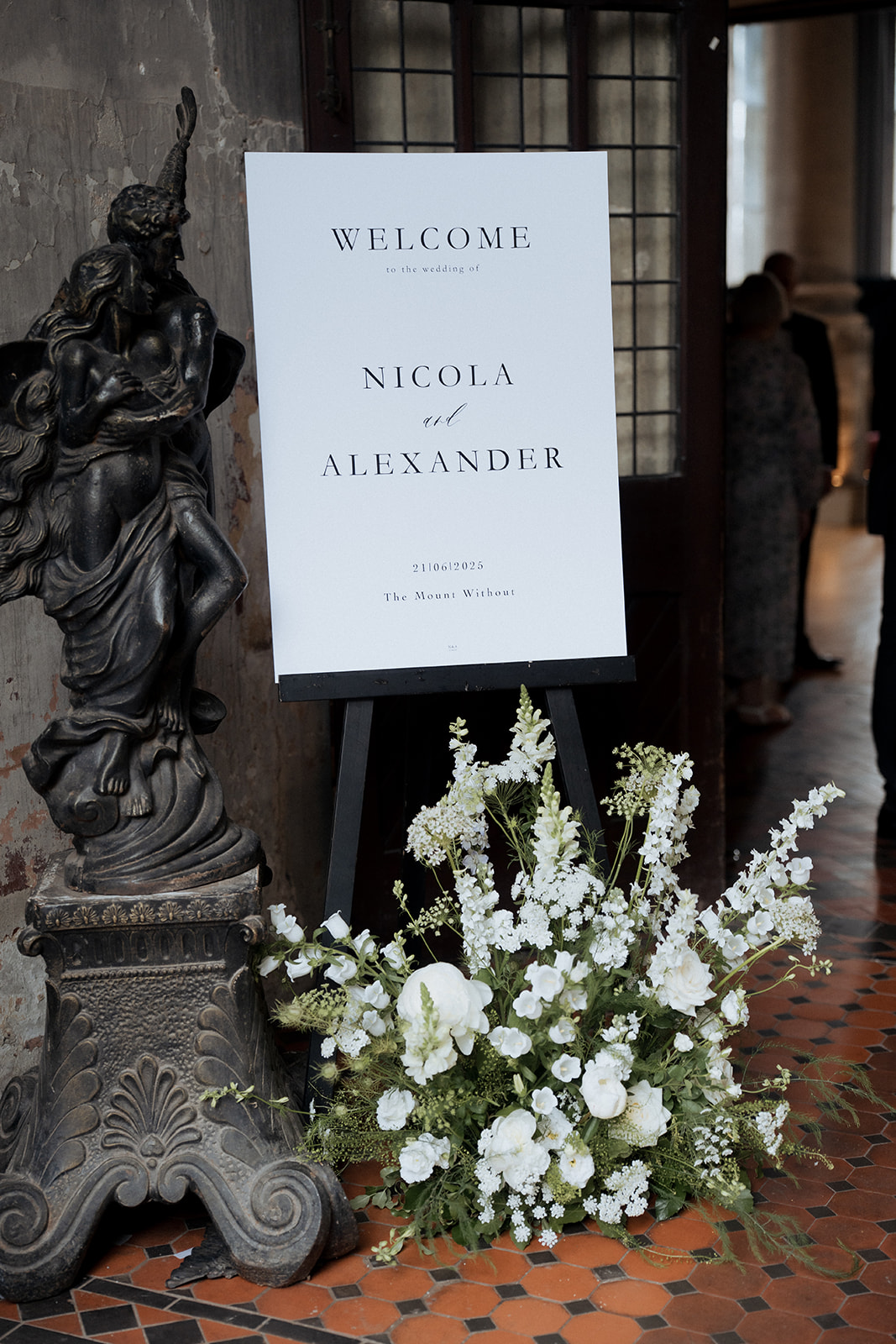 A Chic Wedding At The Mount Without