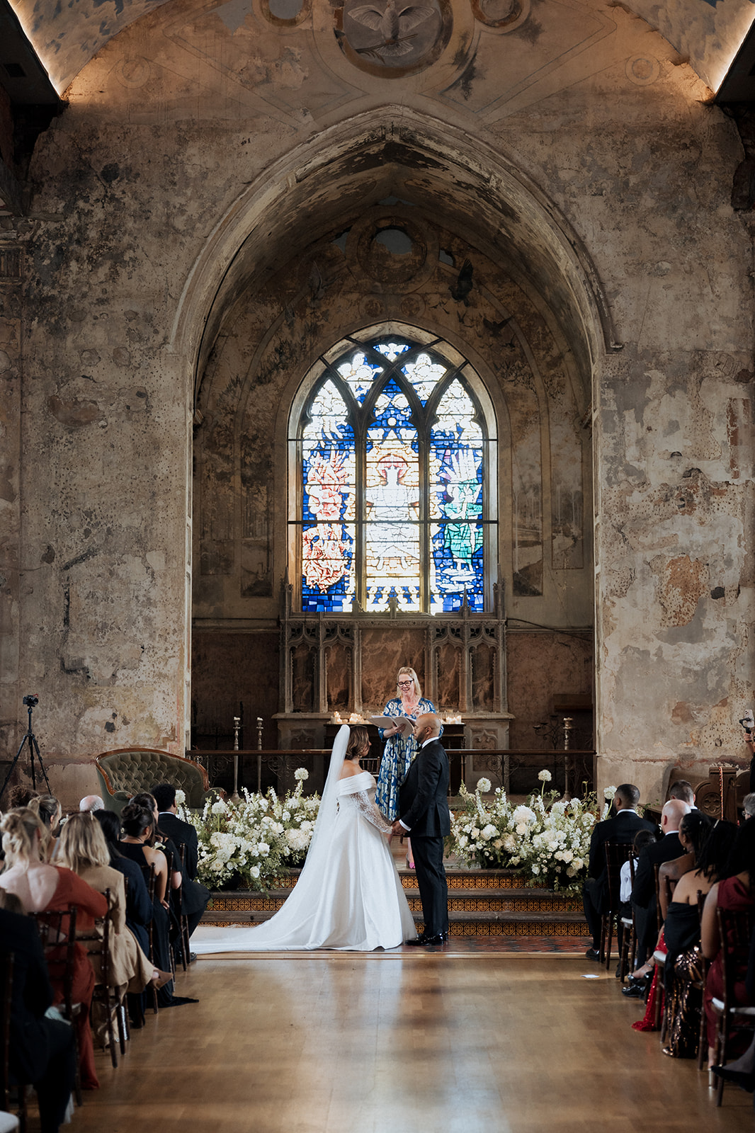 A Chic Wedding At The Mount Without